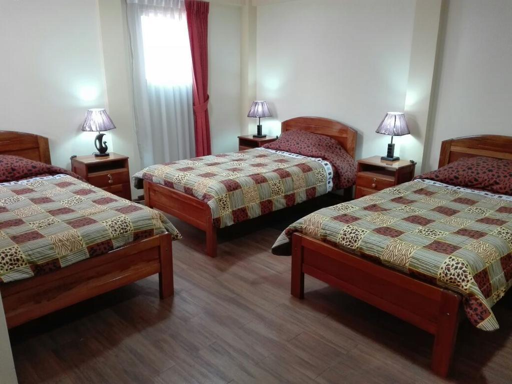 Hostal Umajalzu ラパス エクステリア 写真