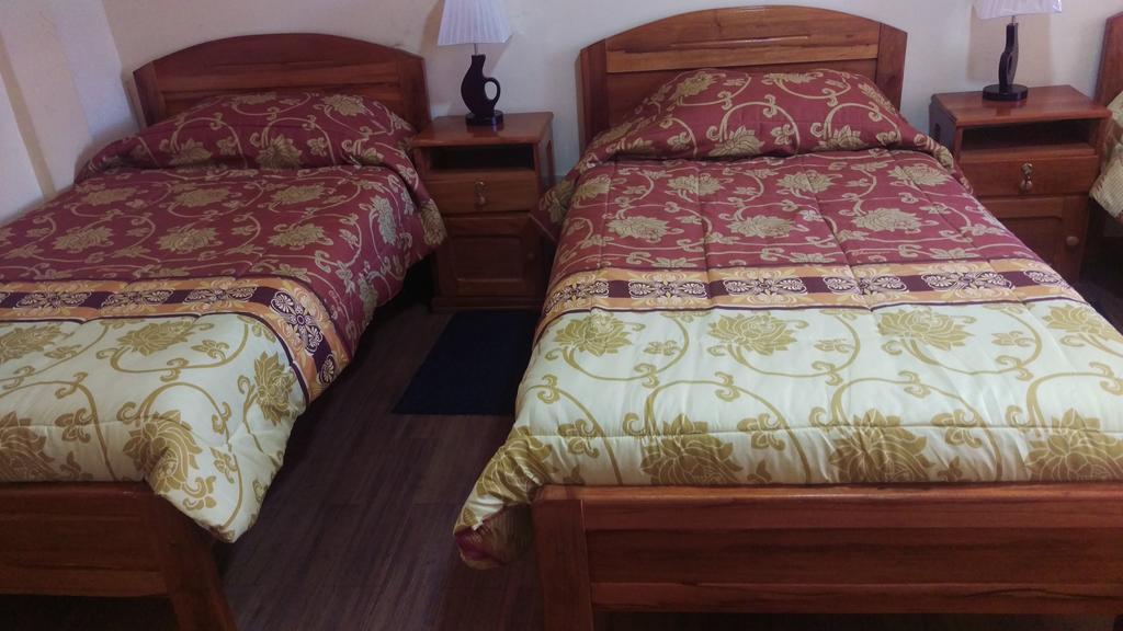 Hostal Umajalzu ラパス エクステリア 写真
