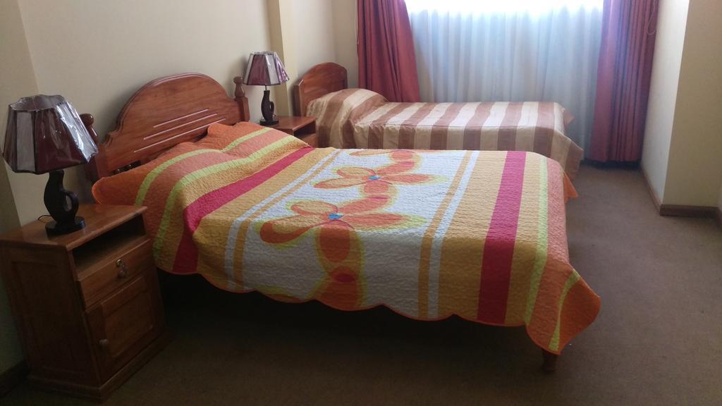 Hostal Umajalzu ラパス エクステリア 写真